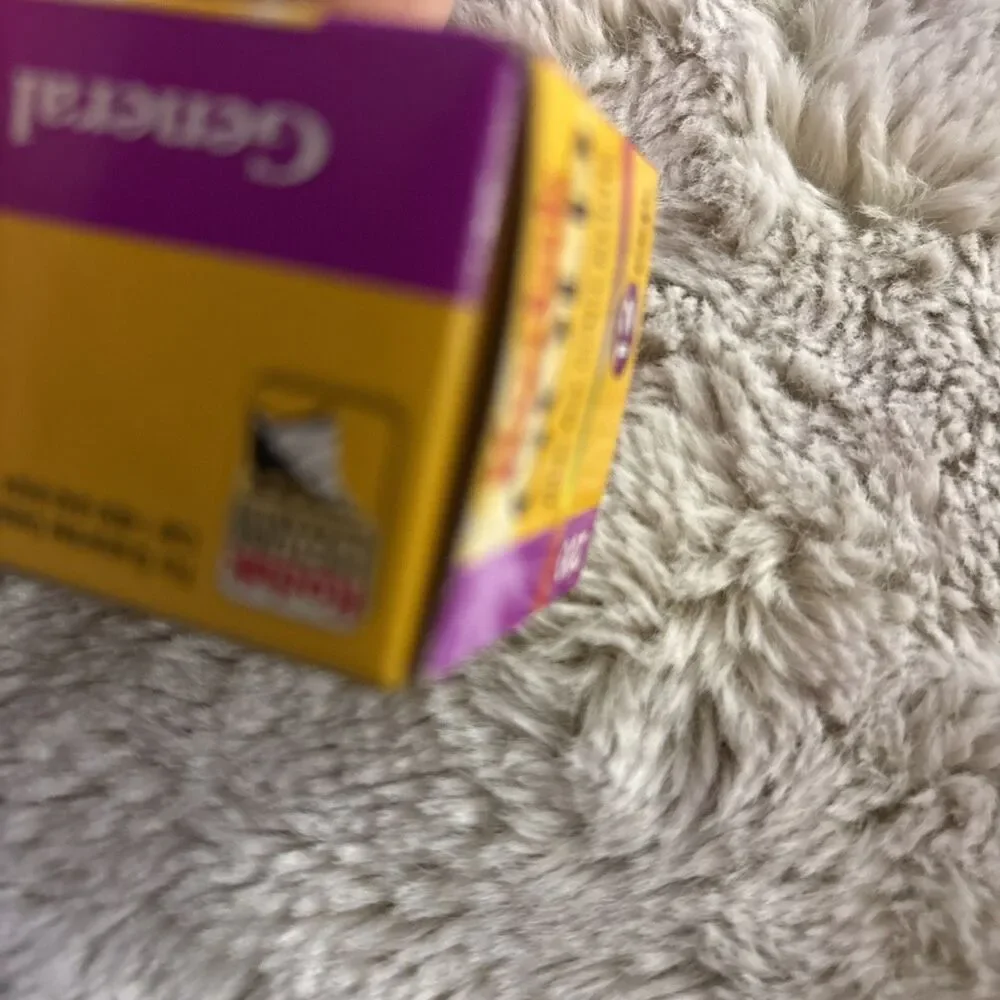 Kodak GOLD 200 Speed 35MM Film 12 Exposure Sealed NOS Film Exp. 06/2001